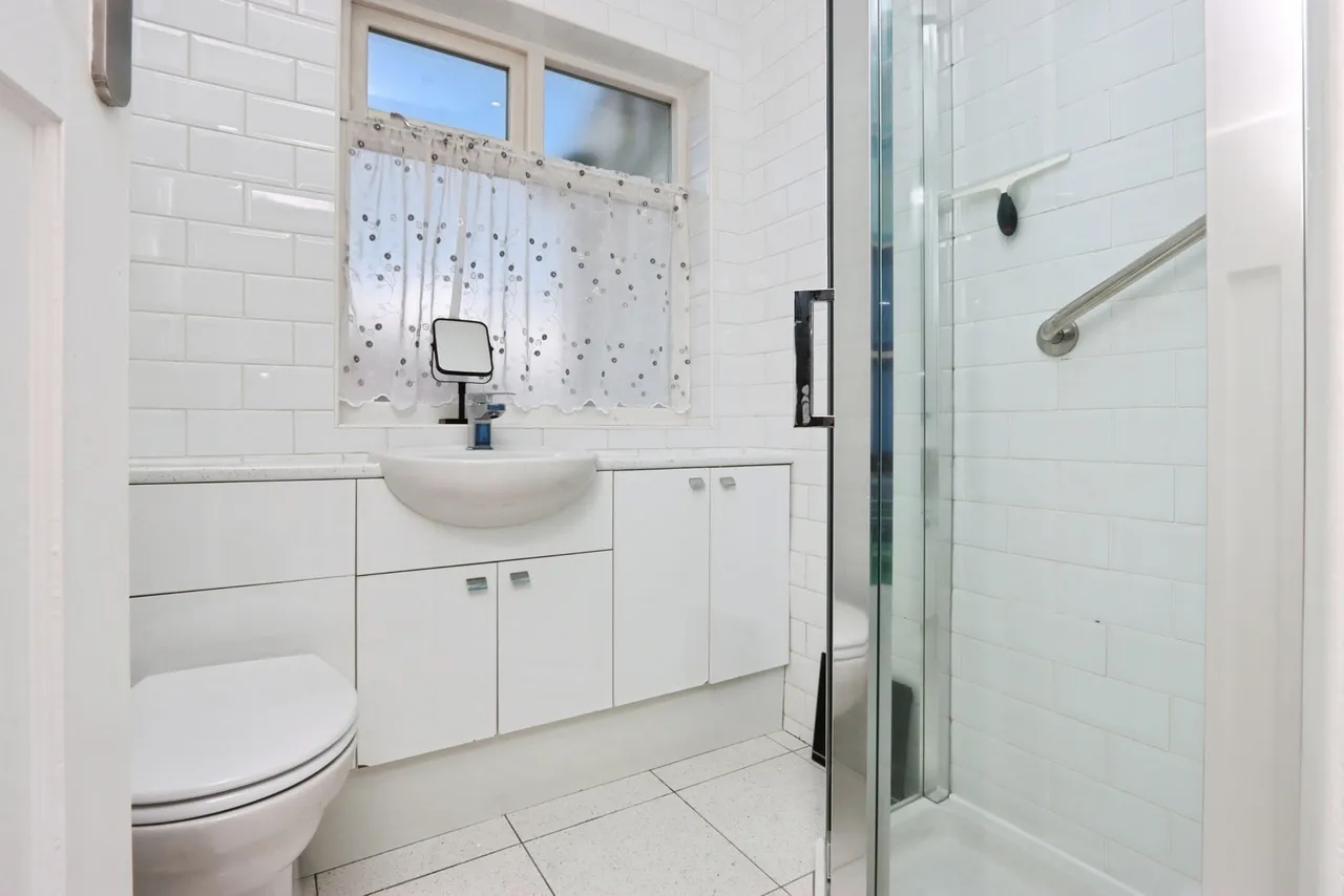 Downing Road, Sheffield, South Yorkshire, S8, photo 14
