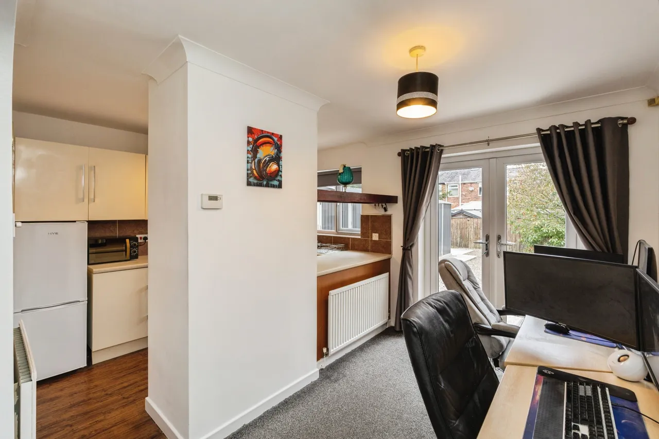 Bexhill Drive, Leigh, WN7, photo 7