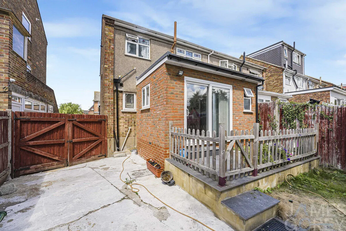Weardale Avenue, Dartford, DA2, photo 15