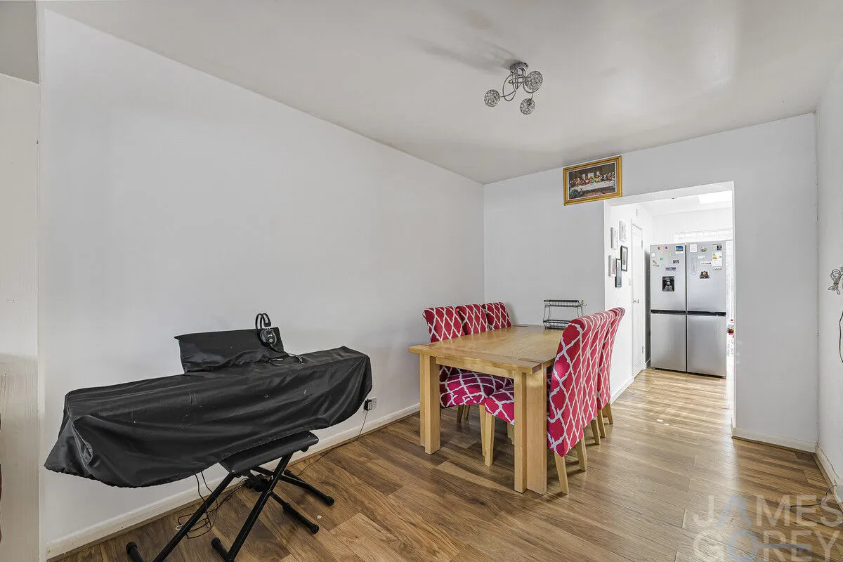 Weardale Avenue, Dartford, DA2, photo 13