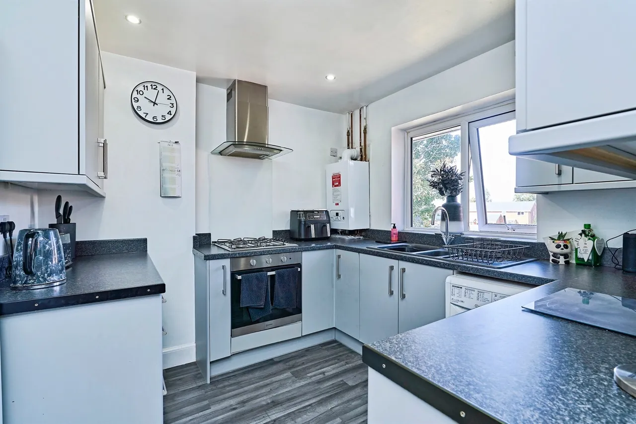 Newey Road, Wolverhampton, WV11, photo 6