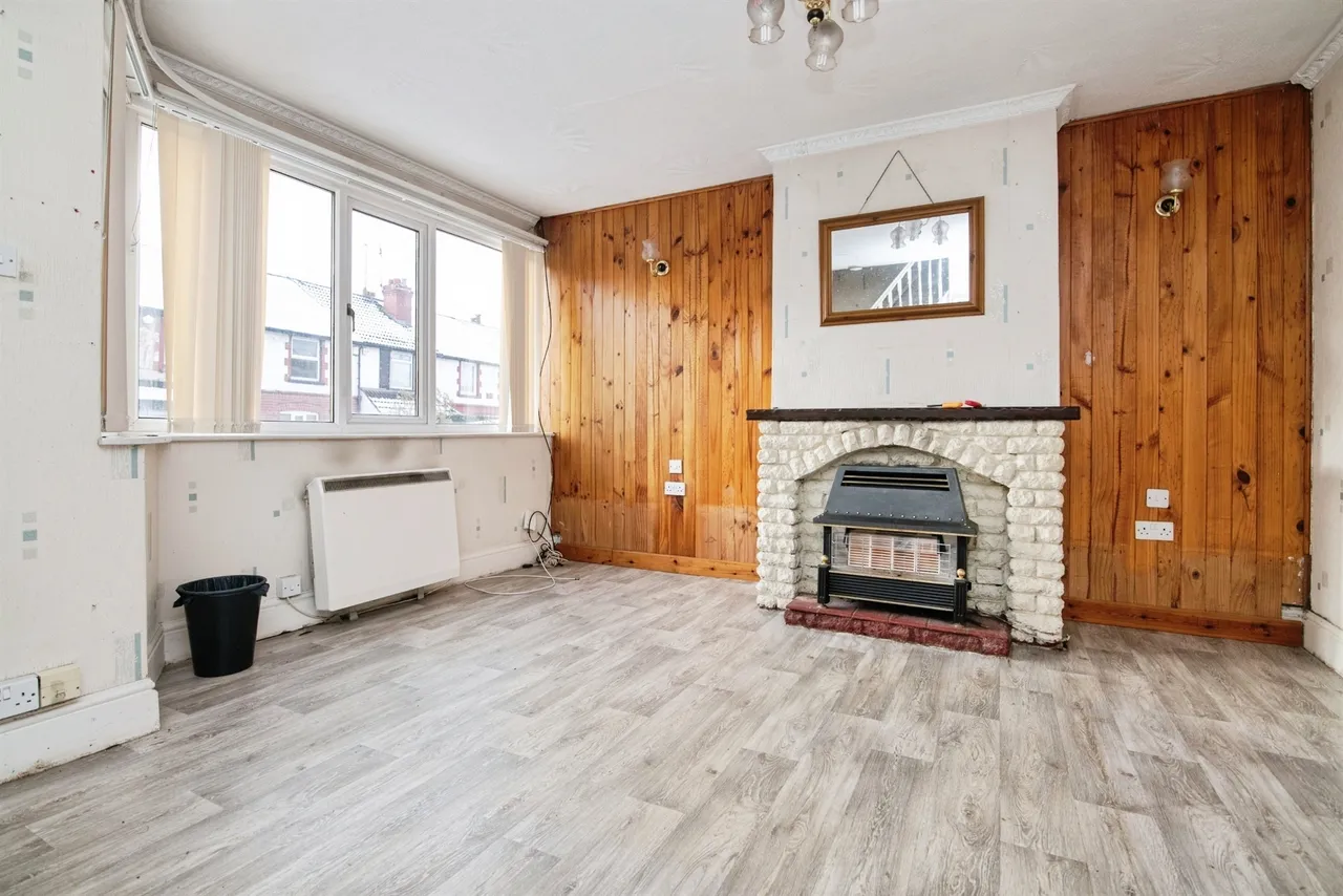 St. Pauls Crescent, West Bromwich, B70, photo 6