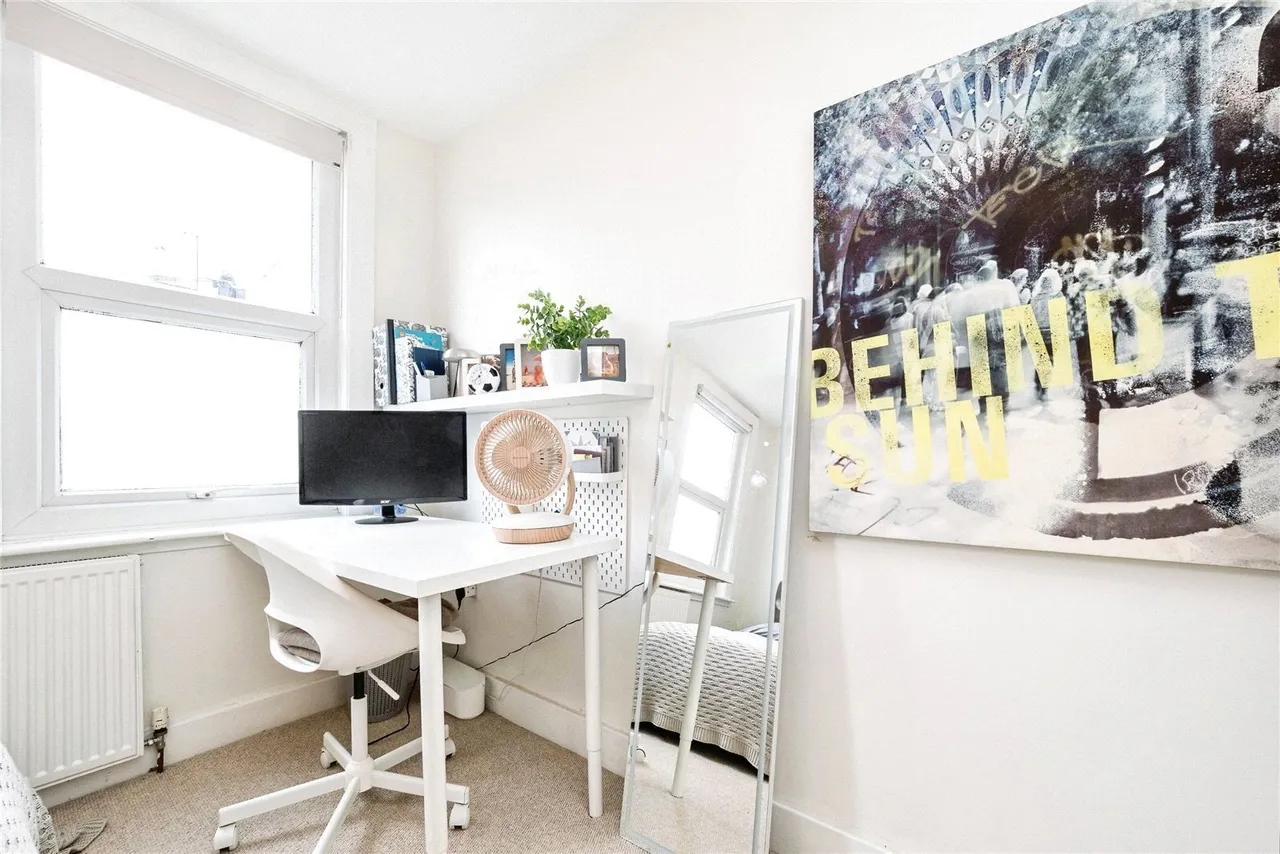 Gough Road, London, E15, photo 12