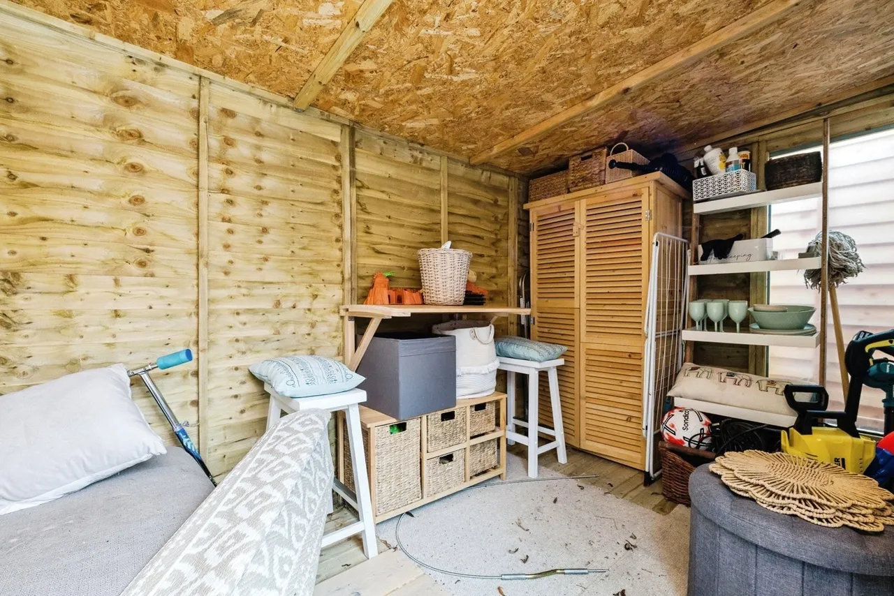 Gough Road, London, E15, photo 19