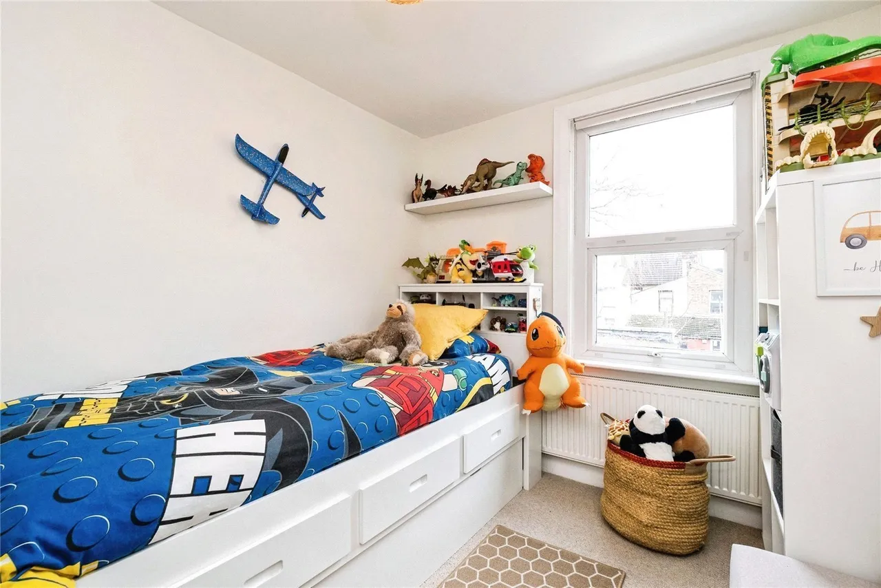 Gough Road, London, E15, photo 15