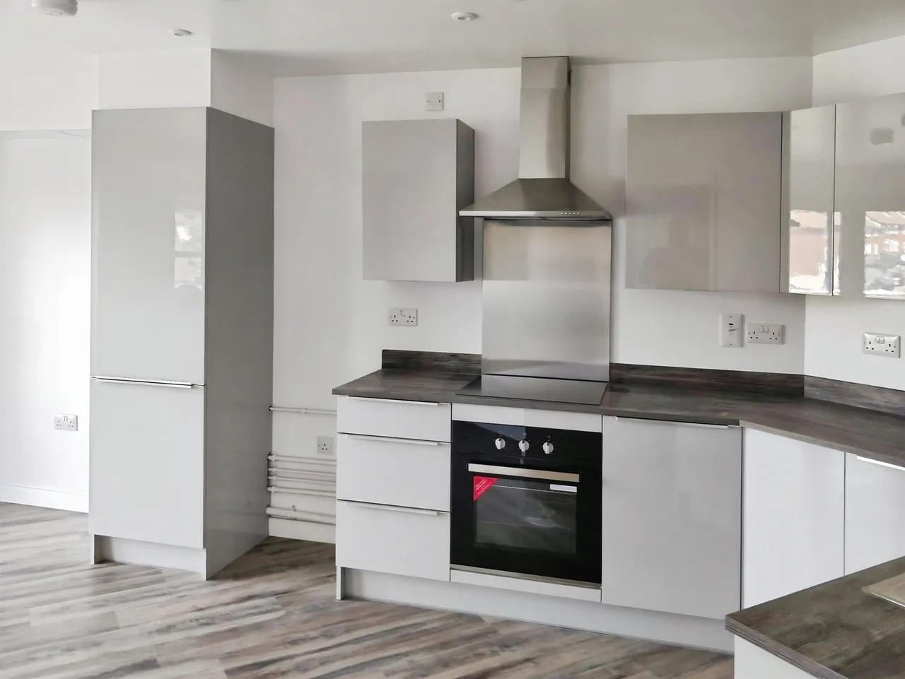 Park Avenue, Bushey, WD23, photo 3