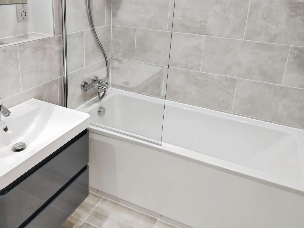 Park Avenue, Bushey, WD23, photo 9