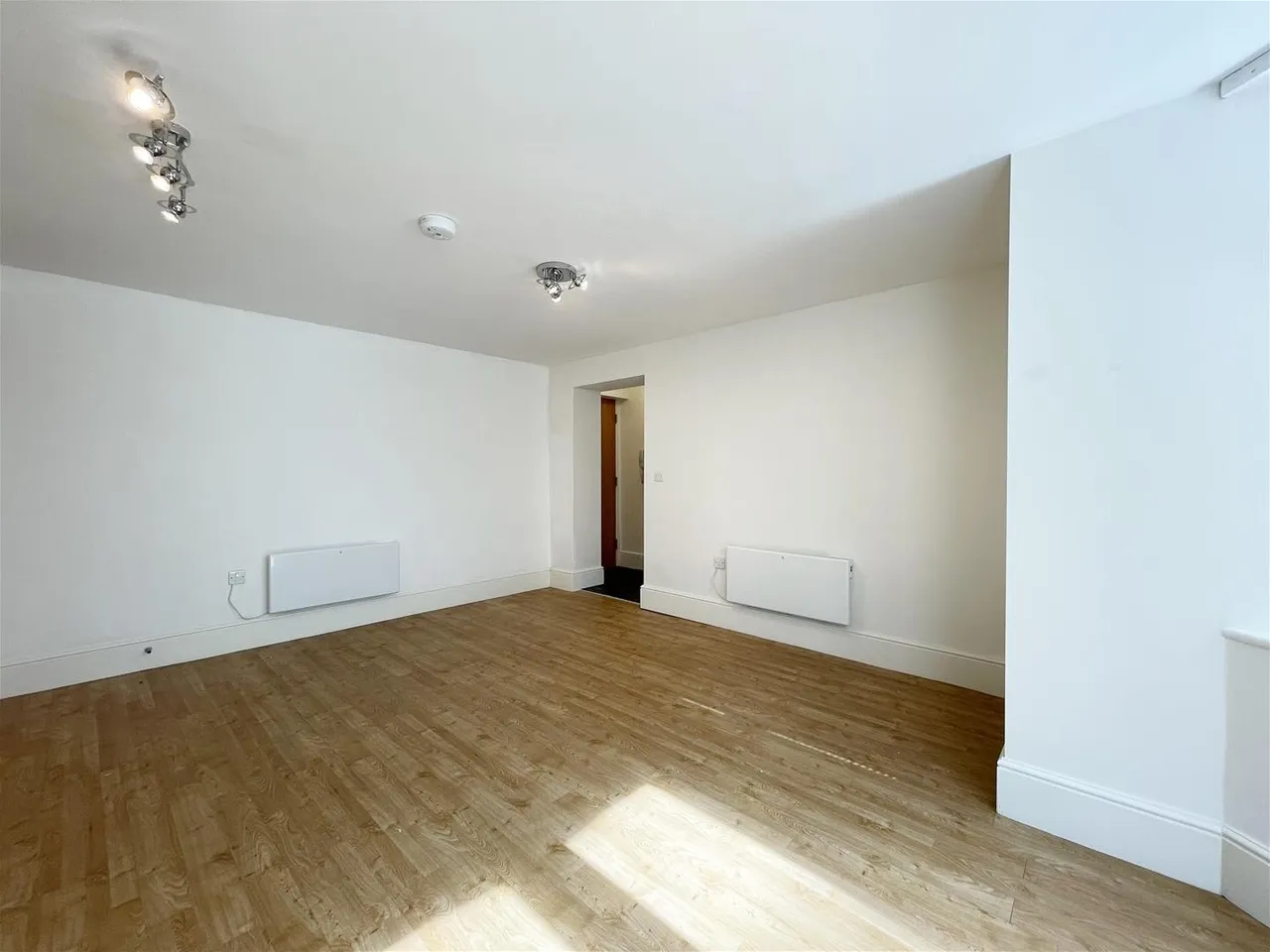 Blenheim Terrace, Scarborough, YO12, photo 10