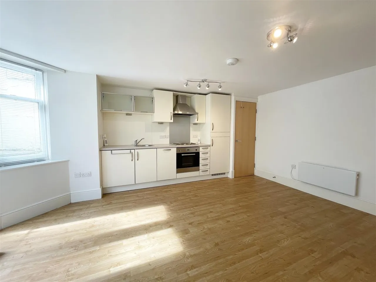 Blenheim Terrace, Scarborough, YO12, photo 9