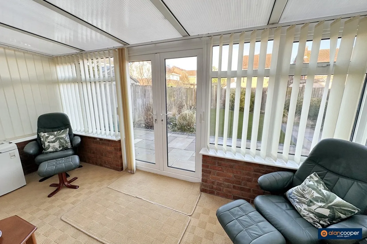 Launceston Drive, Horeston Grange, CV11, photo 8