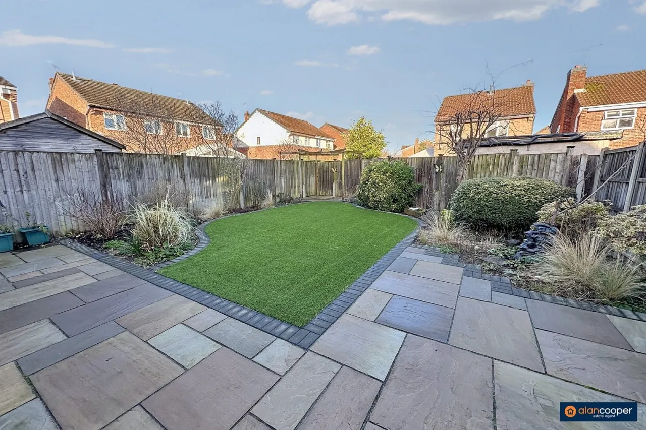 Launceston Drive, Horeston Grange, CV11, photo 16