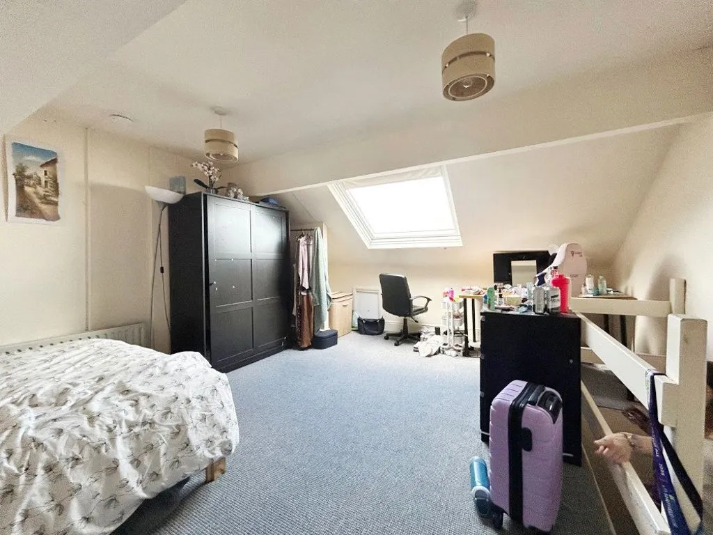 Grosvenor Square, S2, photo 5