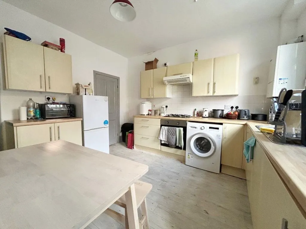 Grosvenor Square, S2, photo 3