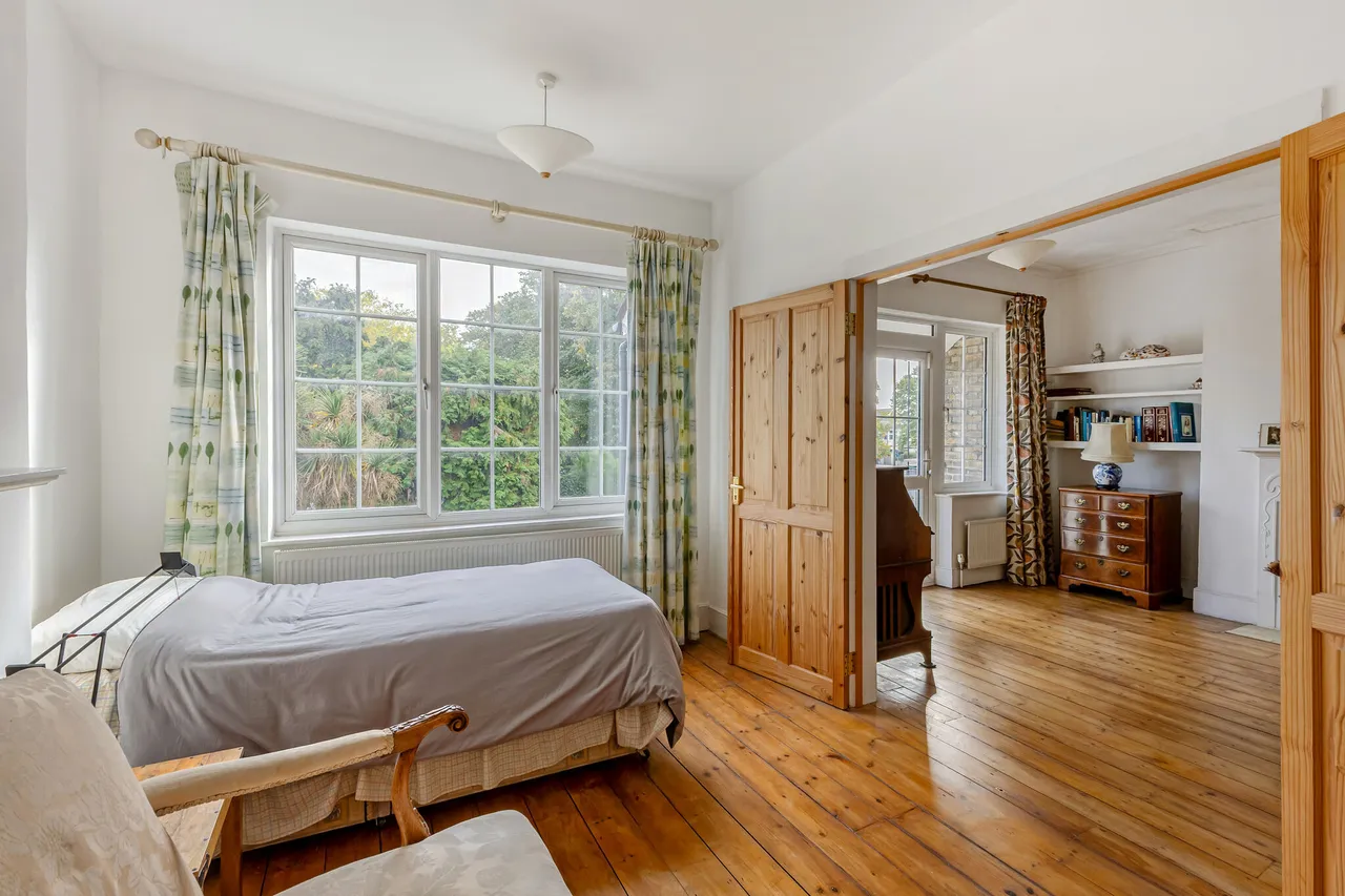 Airedale Avenue, London, W4, photo 13