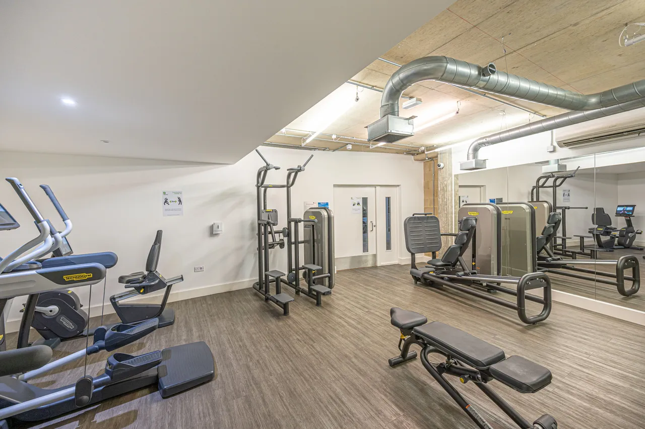 Flat 17, Woodlark Apartments, 1 Damsel Walk, London, photo 2