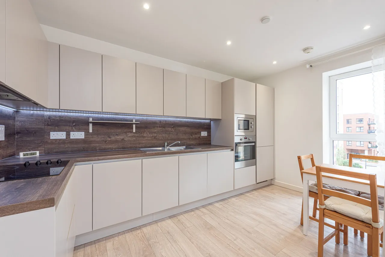 Flat 17, Woodlark Apartments, 1 Damsel Walk, London, photo 5