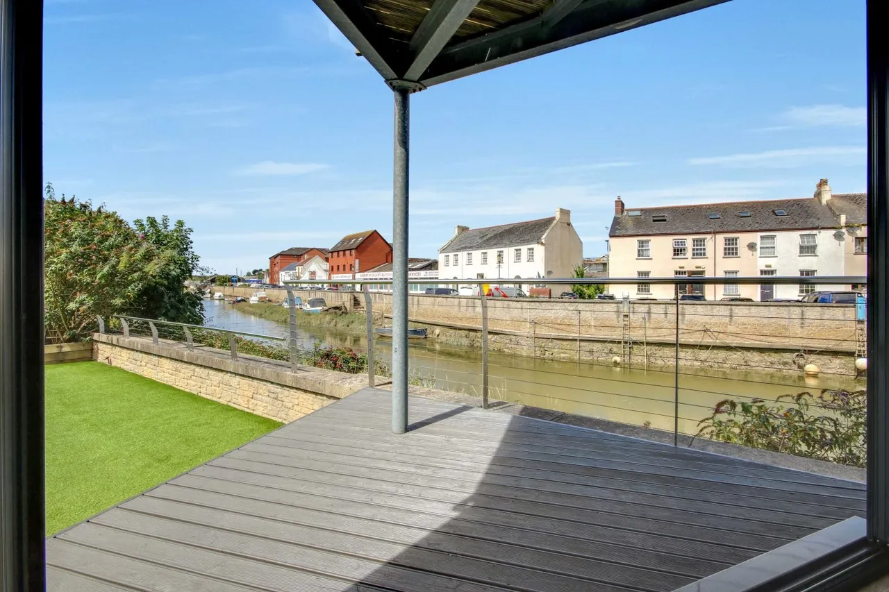 Brunswick Wharf North Walk, Barnstaple, EX31, photo 18