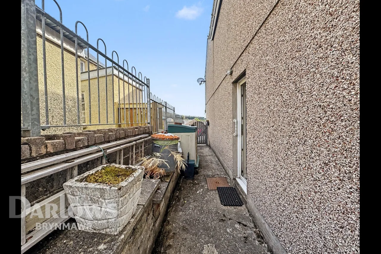 Worcester Street, Brynmawr, photo 10