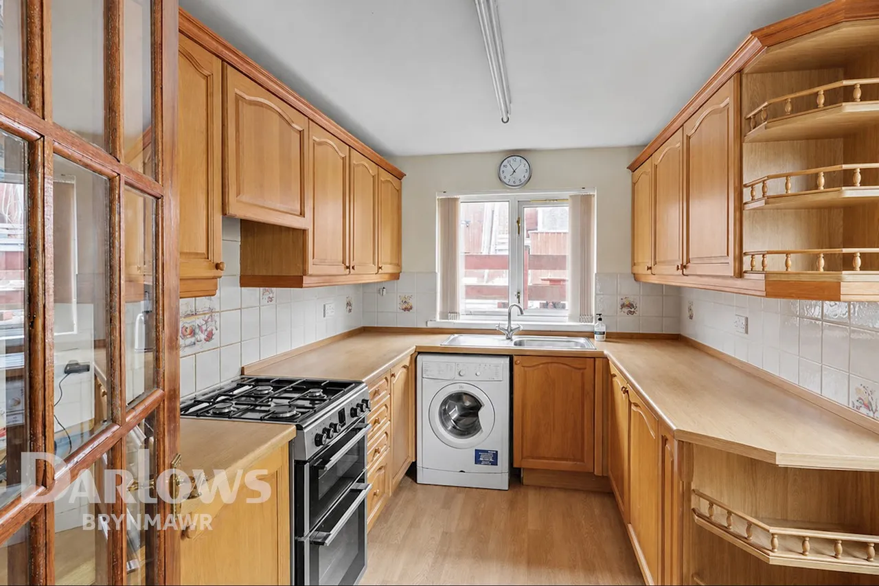 Worcester Street, Brynmawr, photo 3