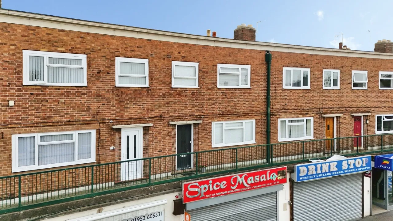 3 bed flat for sale — The Parade, The Parade, Donnington TF2 8EQ