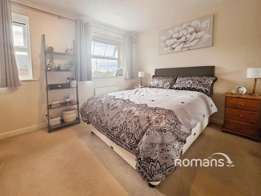 Lower Canes, Yateley, GU46, photo 7