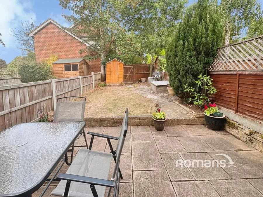 Lower Canes, Yateley, GU46, photo 9
