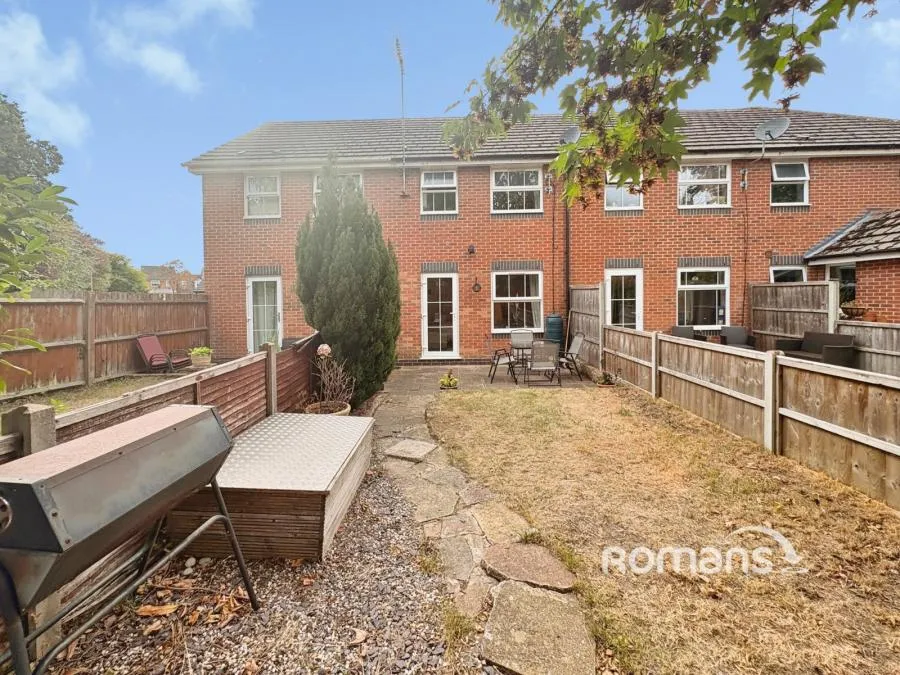 Lower Canes, Yateley, GU46, photo 10