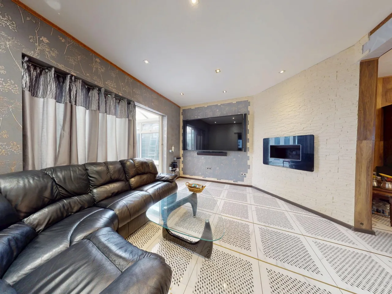 Cannock Road, Fallings Park, Wolverhampton, WV10, photo 5