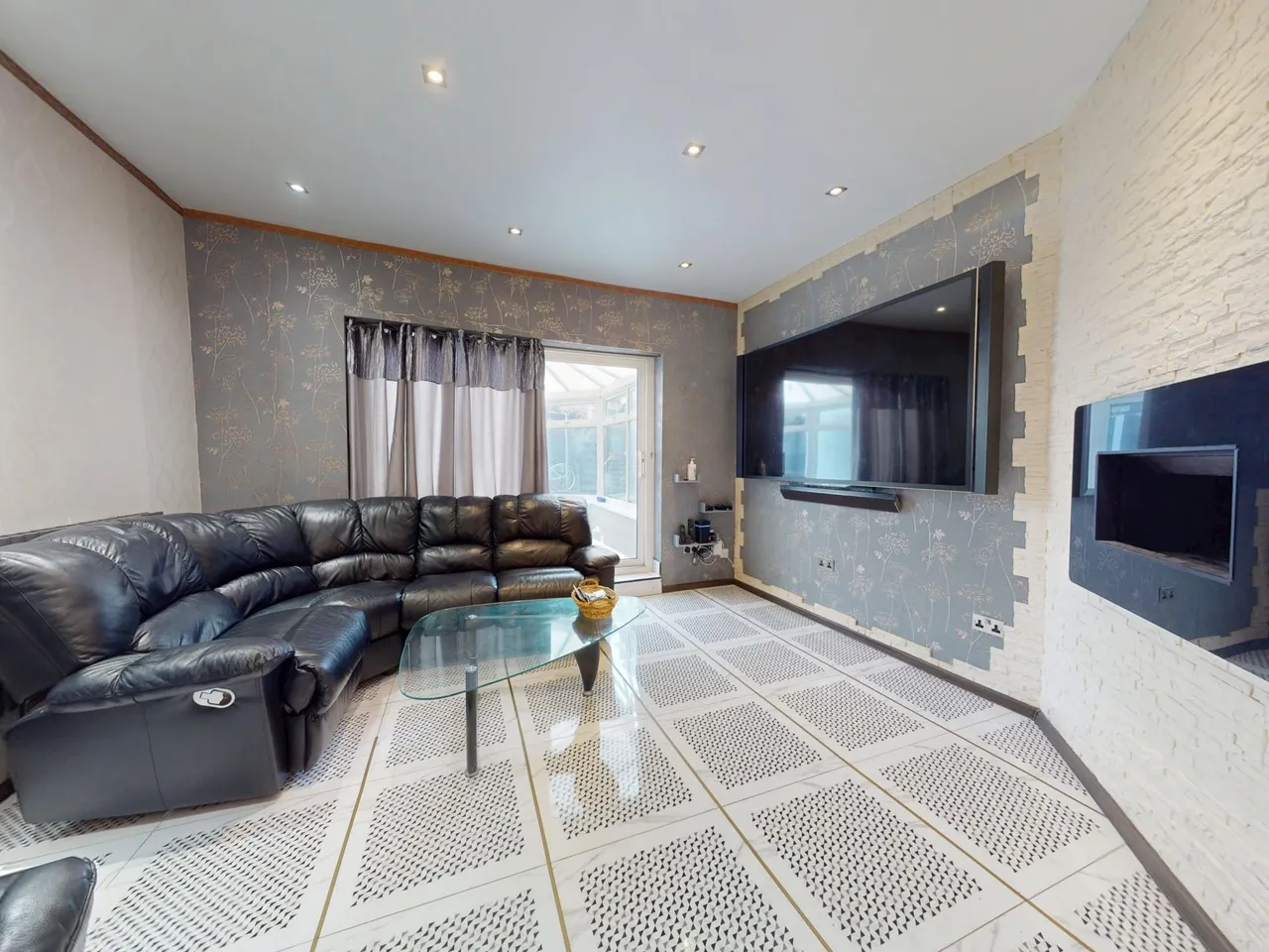 Cannock Road, Fallings Park, Wolverhampton, WV10, photo 2