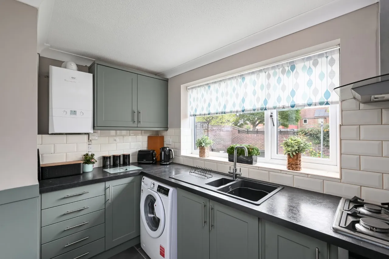 Waveney Grove, Clifton, YO30, photo 8