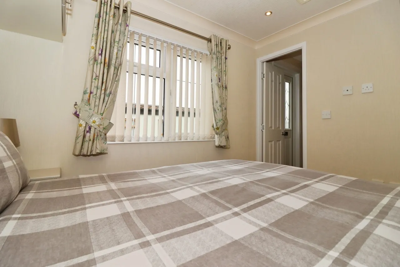 Woodlands Park, BRISTOL, BS32, photo 16