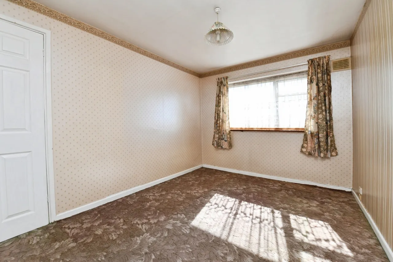 Burns Avenue, Basildon, Essex, SS13, photo 17