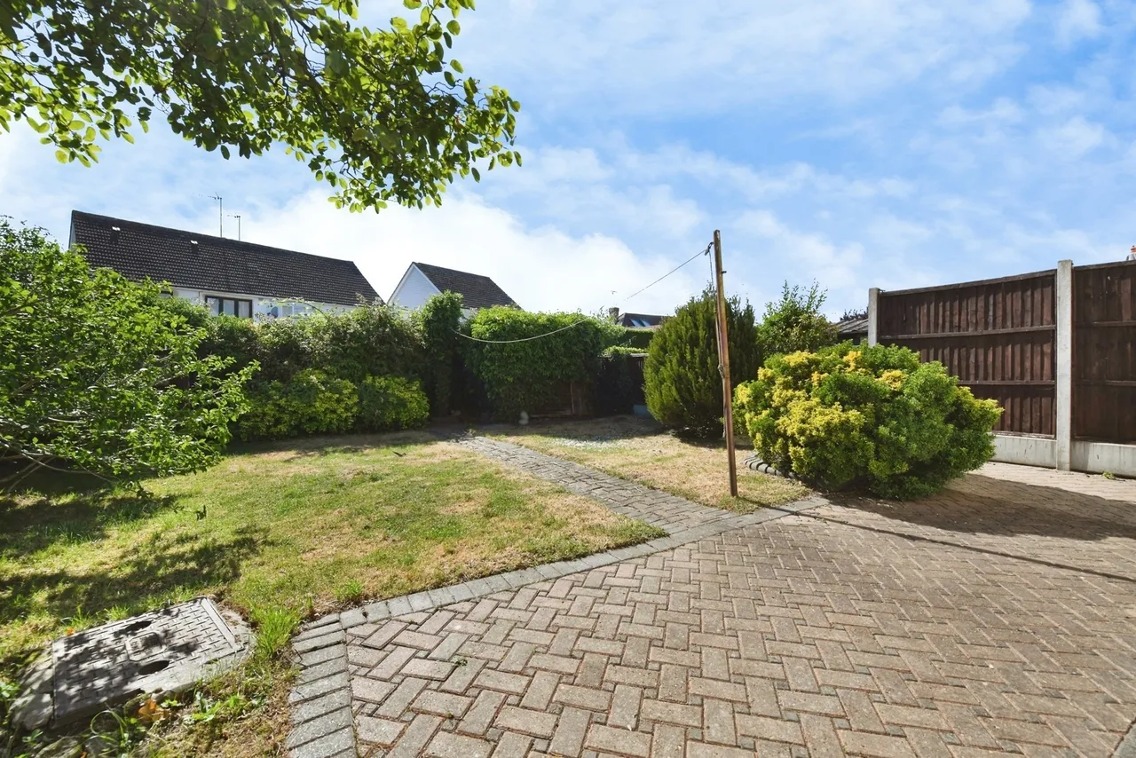 Burns Avenue, Basildon, Essex, SS13, photo 4