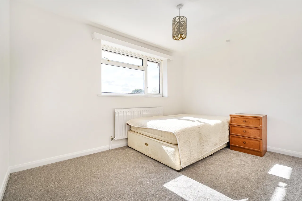 Send Marsh Road, Ripley, GU23, photo 13