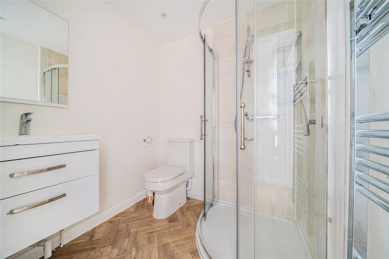 Send Marsh Road, Ripley, GU23, photo 10