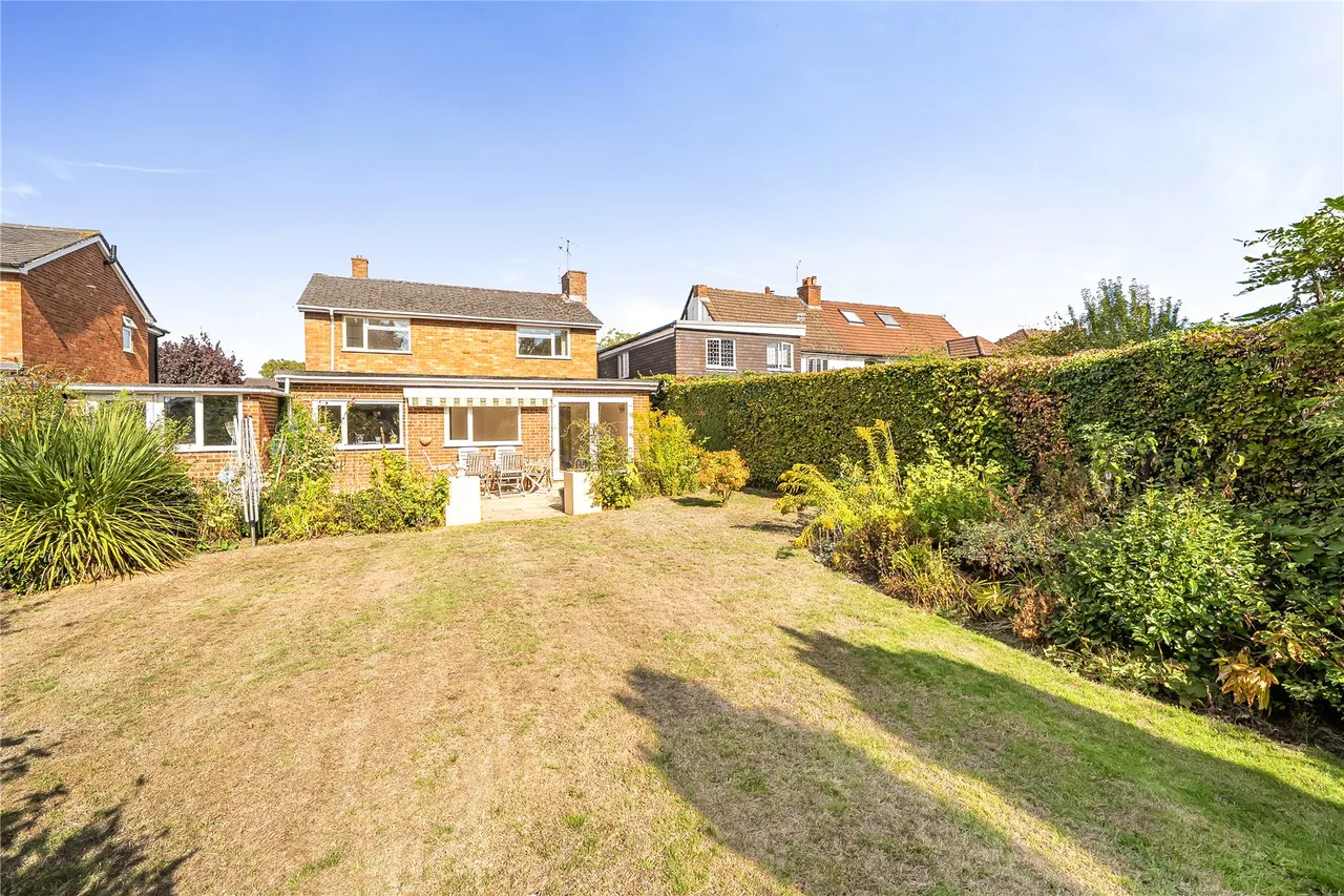 Send Marsh Road, Ripley, GU23, photo 18
