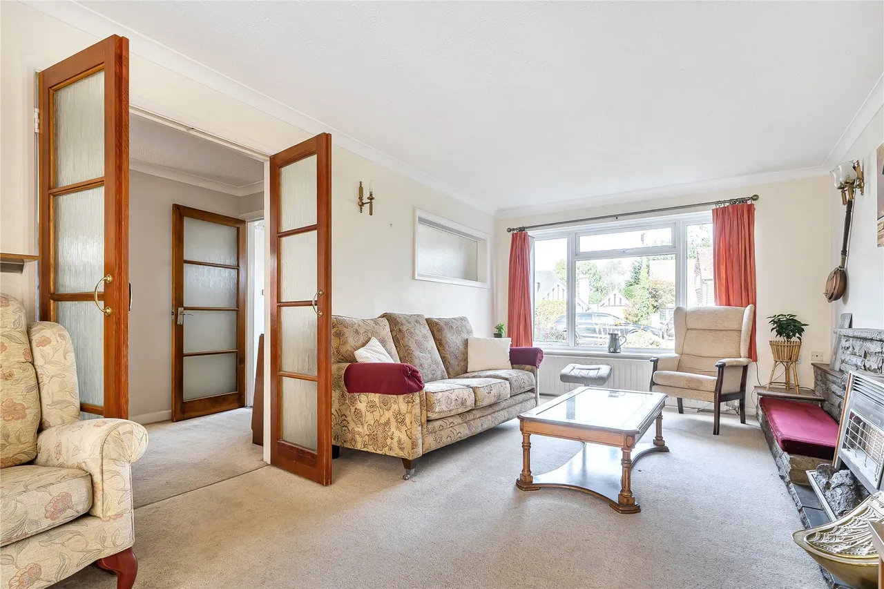 Send Marsh Road, Ripley, GU23, photo 4