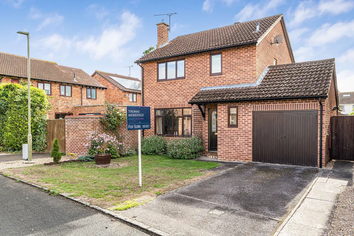 3 bed property for sale, Wheatfields, Didcot