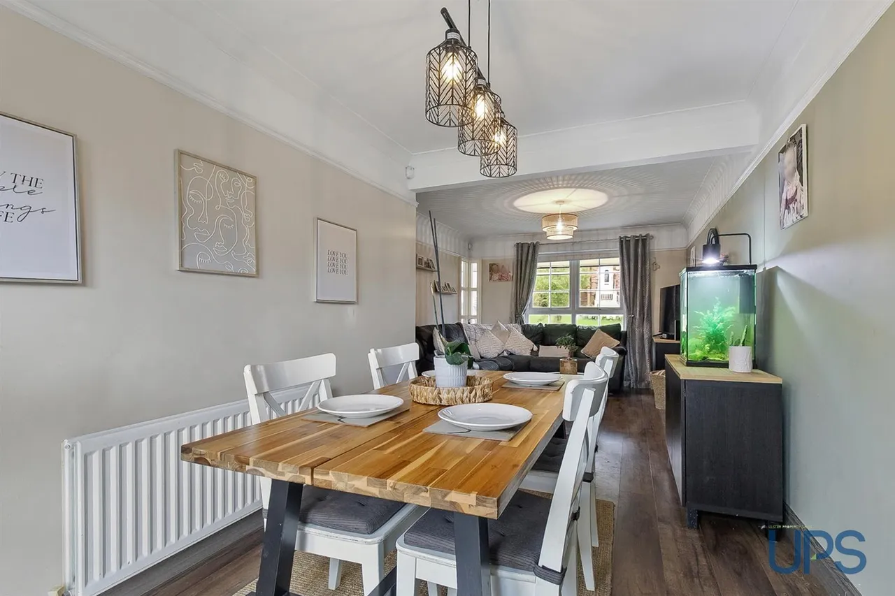 Stewartstown Road, Belfast, BT17, photo 10