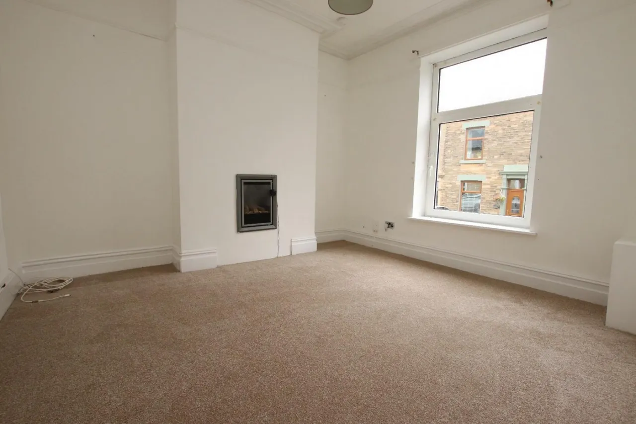 3 bed house to rent, Ivy Terrace, Darwen, BB3