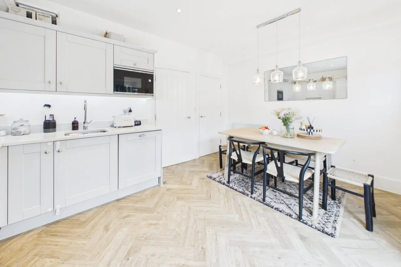 Chalk Row, Bourne End, HP1, photo 8