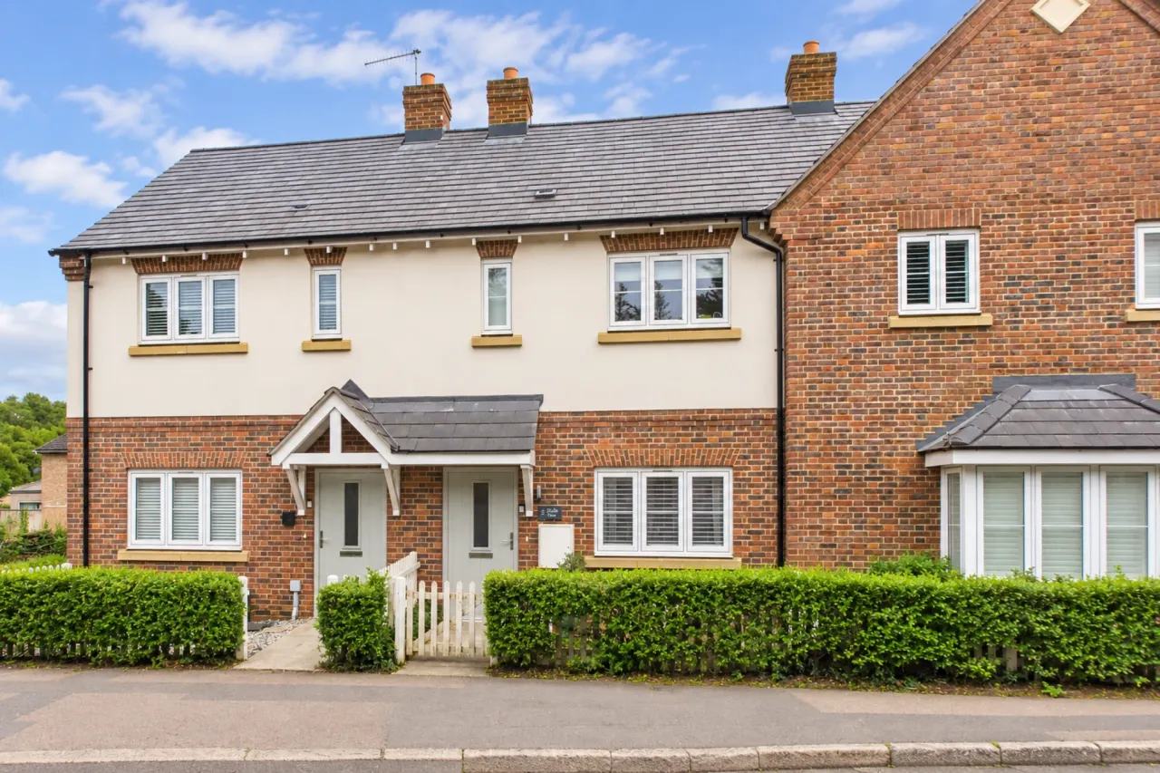 2 bed property for sale, Chalk Row, Bourne End, HP1
