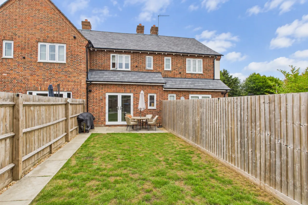 Chalk Row, Bourne End, HP1, photo 4