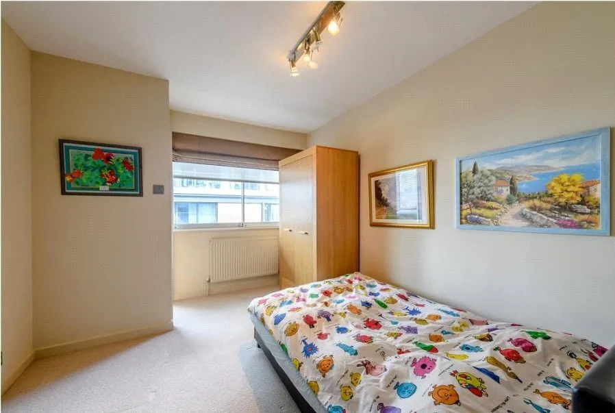 Campden Hill Road, Kensington, W8, photo 4