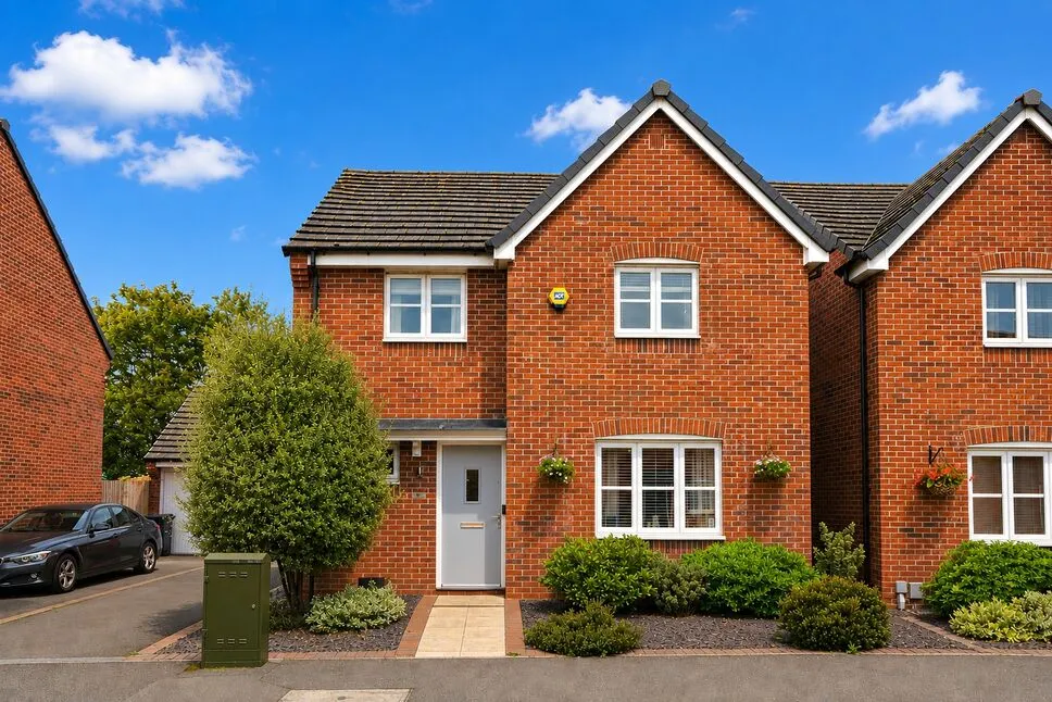 4 bed house for sale — Bonneville Road, Hinckley, Leicestershire, LE10