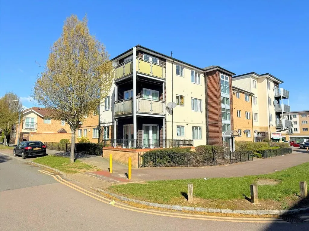 2 bed property for sale — Tanfield Lane, Broughton, Milton Keynes, Buckinghamshire, MK10 9NH