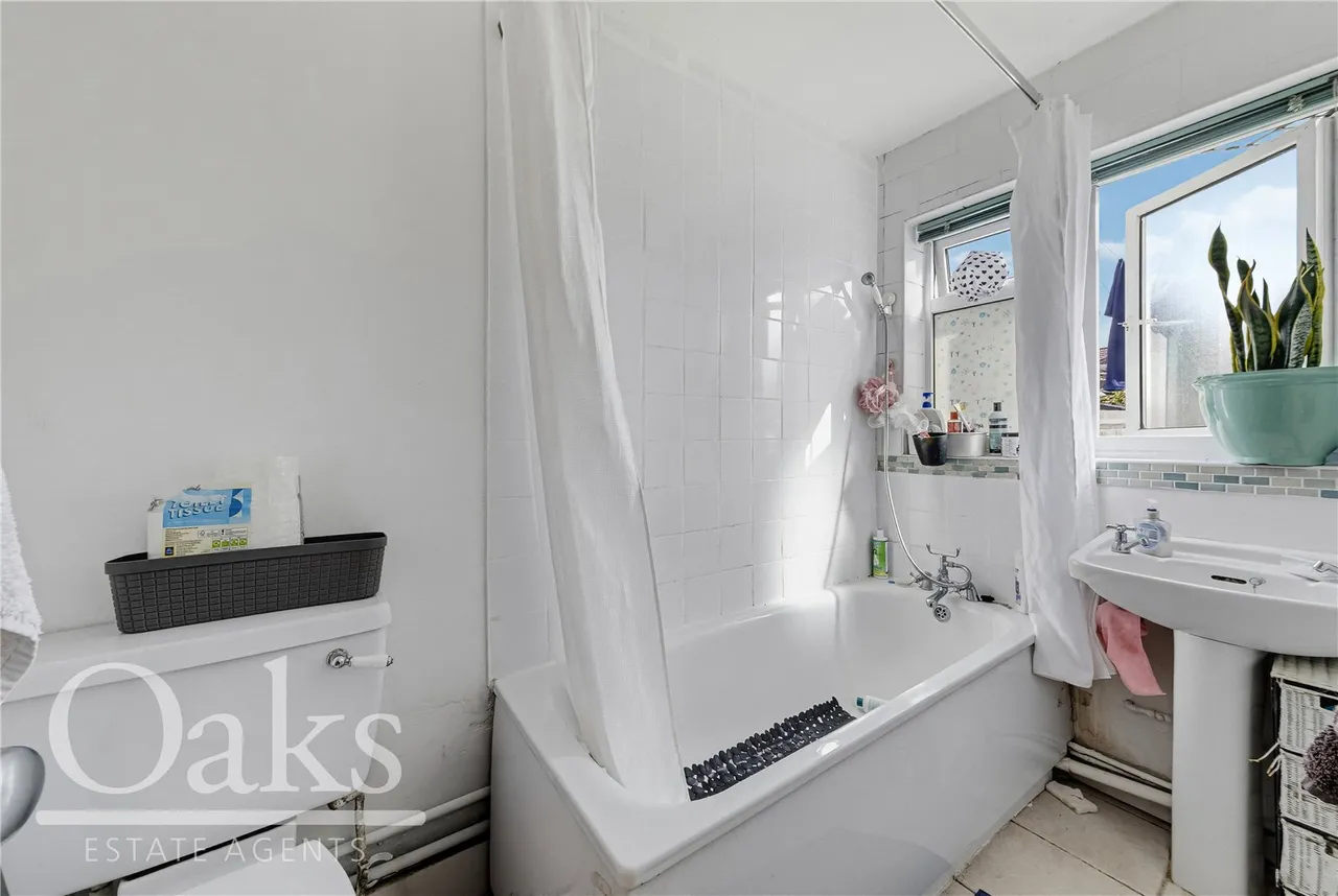 Cobden Road, South Norwood, SE25, photo 11