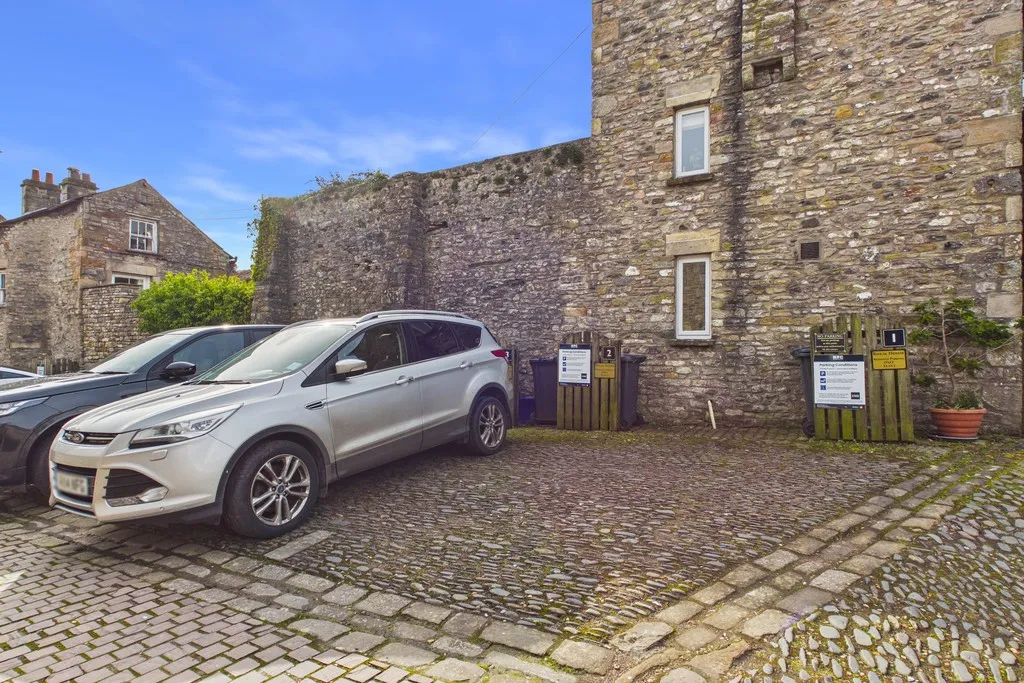 New Road, Kirkby Lonsdale, LA6, photo 9