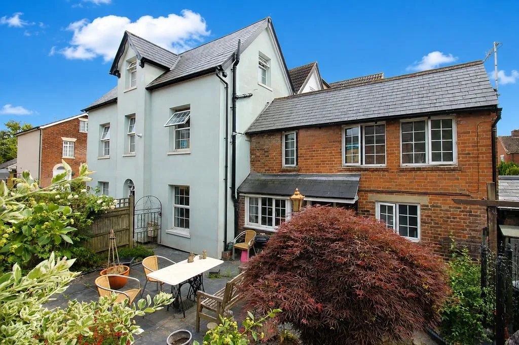4 bed house for sale, Maidstone Road, Hadlow