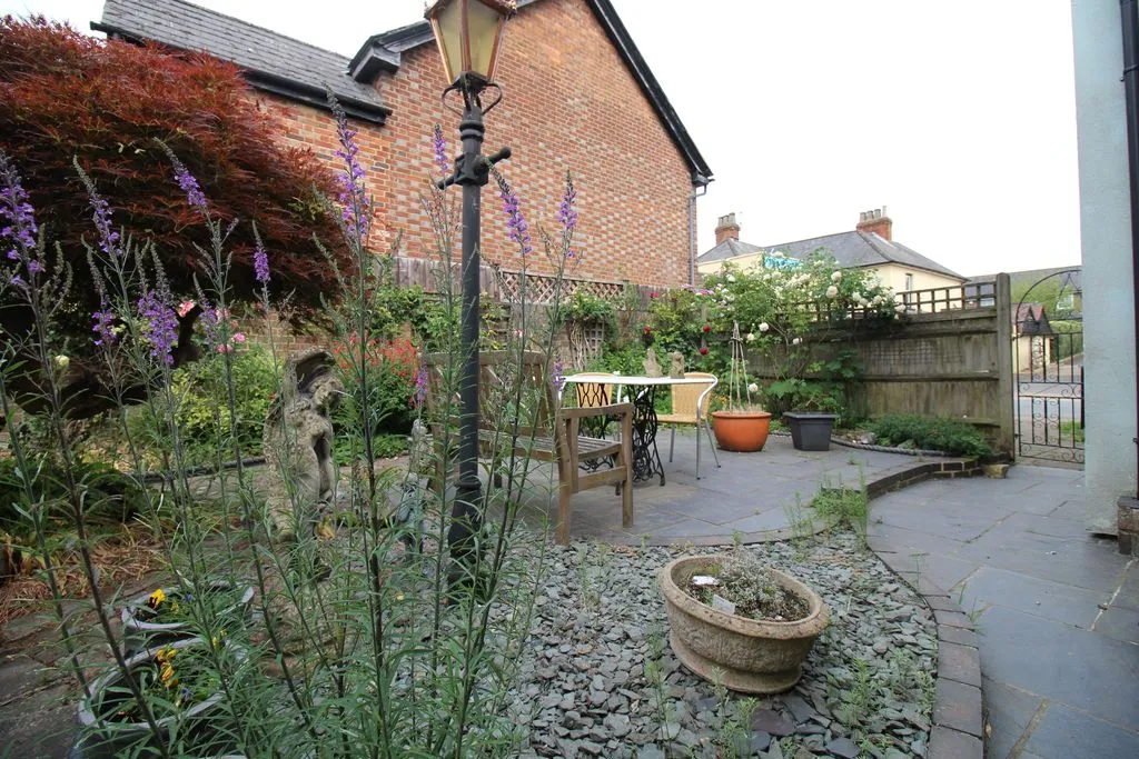 Maidstone Road, Hadlow, photo 7